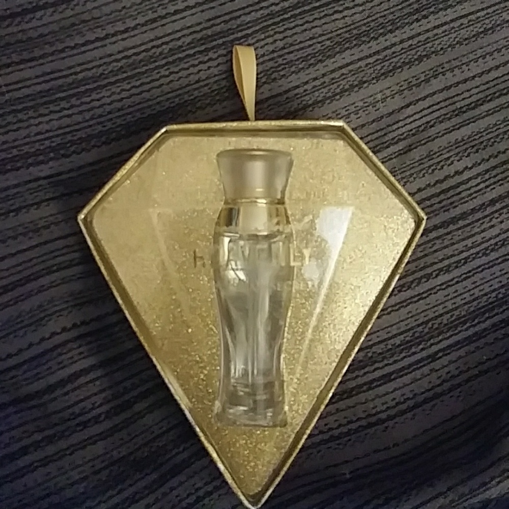 Never used heavenly spray(Victoria secret)